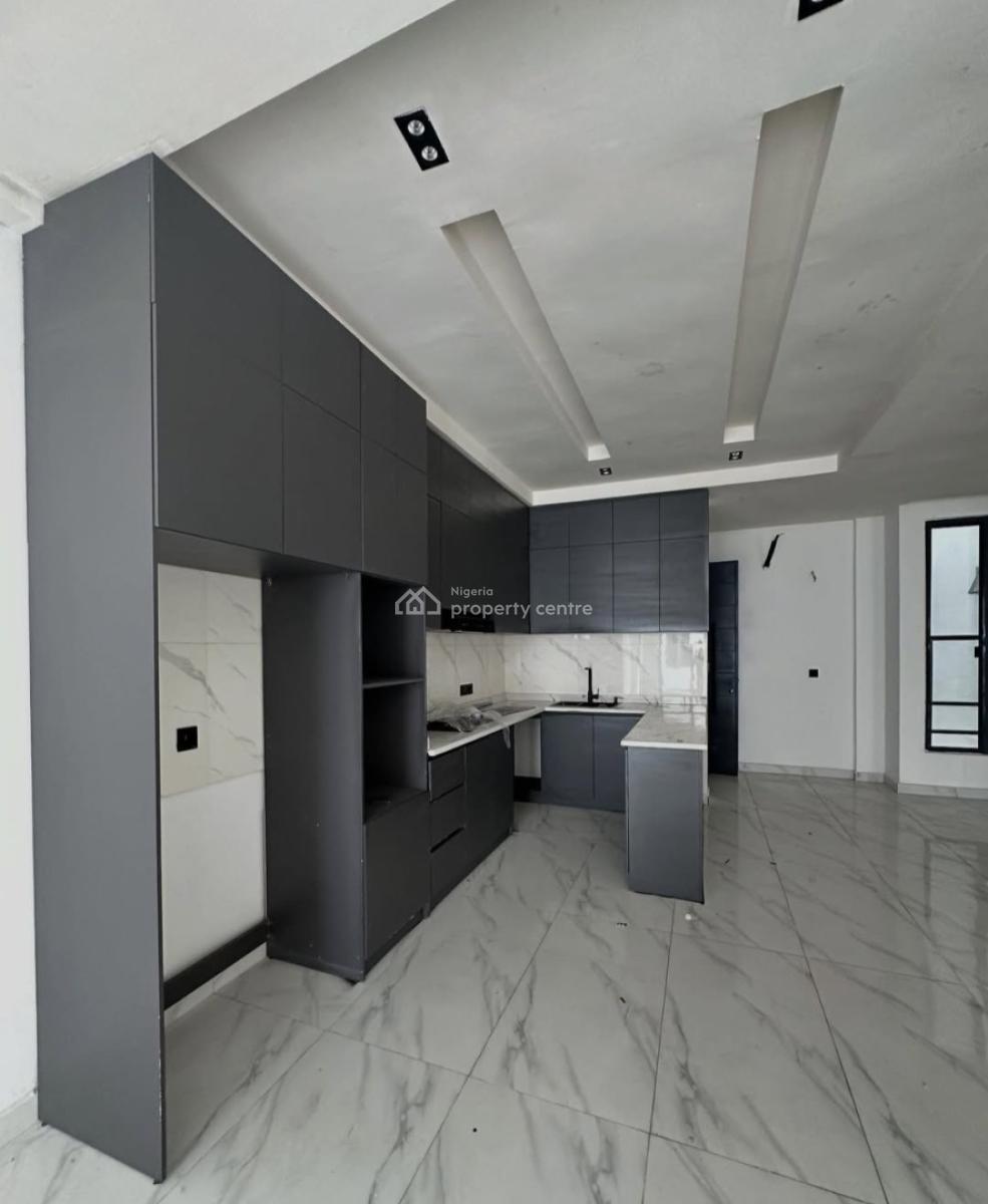 Serviced with 24/7 Power Supply 2 Bedroom En-suite Flat with an Open F, Ikate Elegushi, Lekki, Lagos, Flat / Apartment for Rent