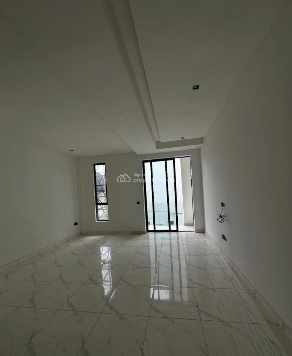 Serviced with 24/7 Power Supply 2 Bedroom En-suite Flat with an Open F, Ikate Elegushi, Lekki, Lagos, Flat / Apartment for Rent