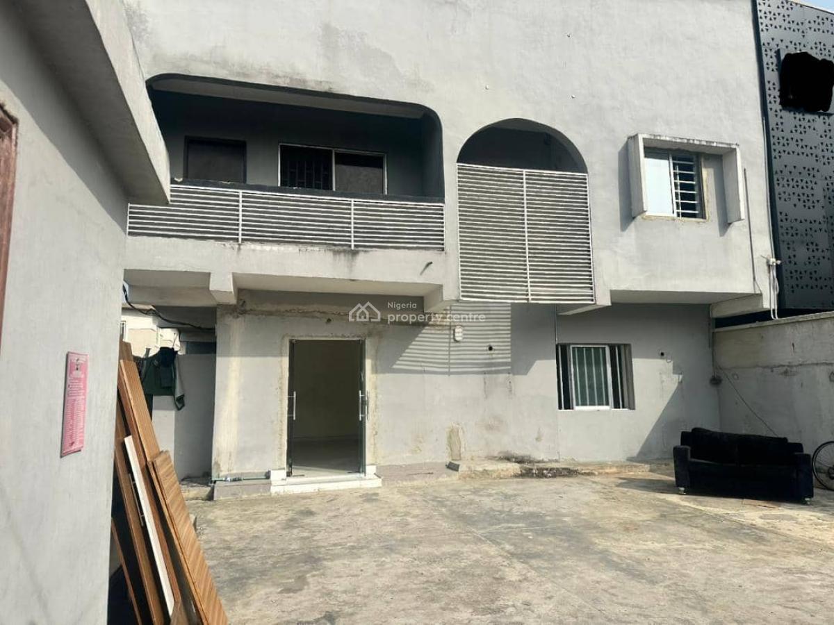 Self Compound 5 Bedroom Semi Detached Duplex with Bq, Lekki Phase 1, Lekki, Lagos, Semi-detached Duplex for Rent
