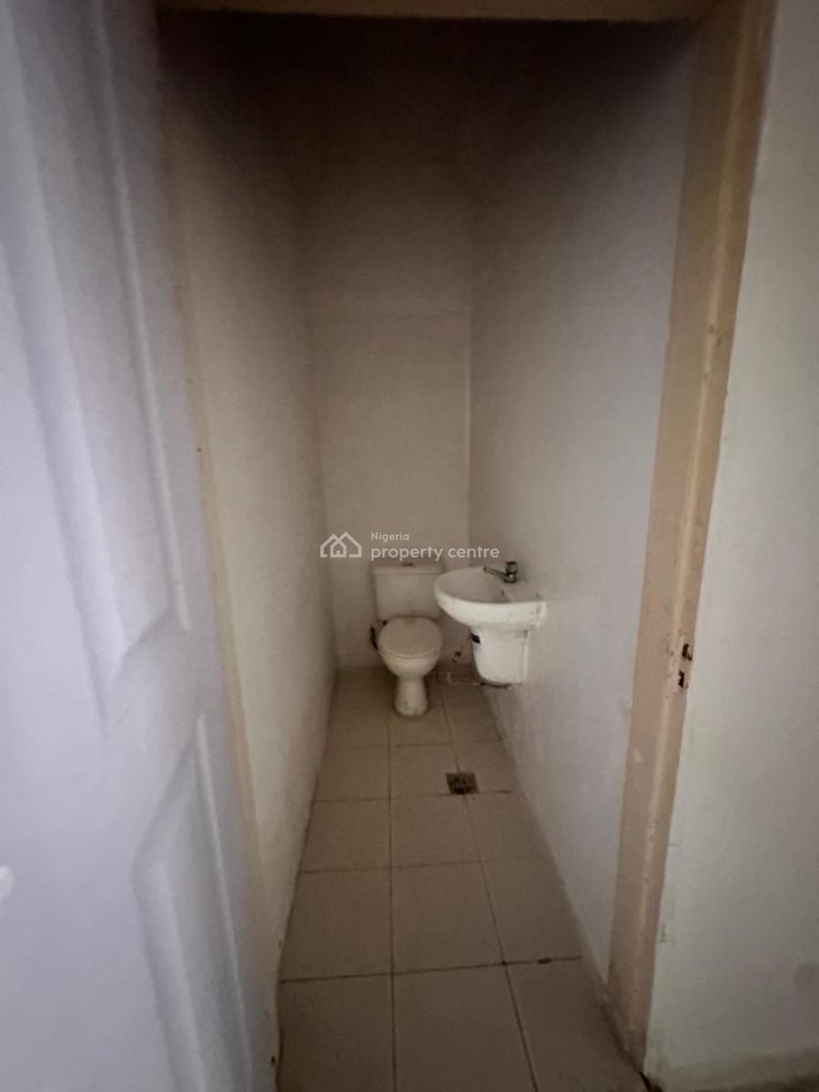 Spacious One Bedroom Miniflat, Lekki Phase 1, Lekki, Lagos, Mini Flat (room and Parlour) for Rent