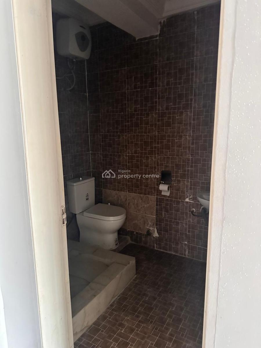 Spacious One Bedroom Miniflat, Lekki Phase 1, Lekki, Lagos, Mini Flat (room and Parlour) for Rent