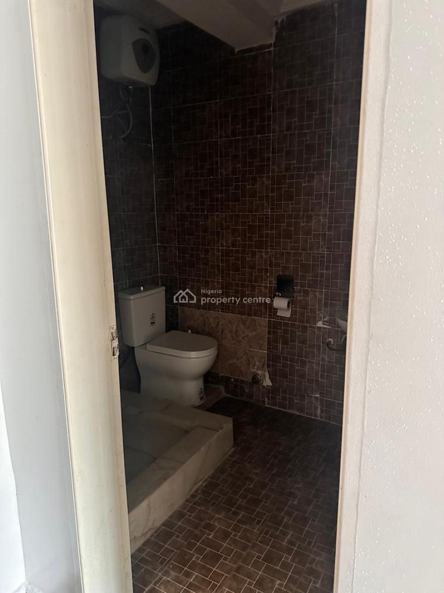 Spacious One Bedroom Miniflat, Lekki Phase 1, Lekki, Lagos, Mini Flat (room and Parlour) for Rent