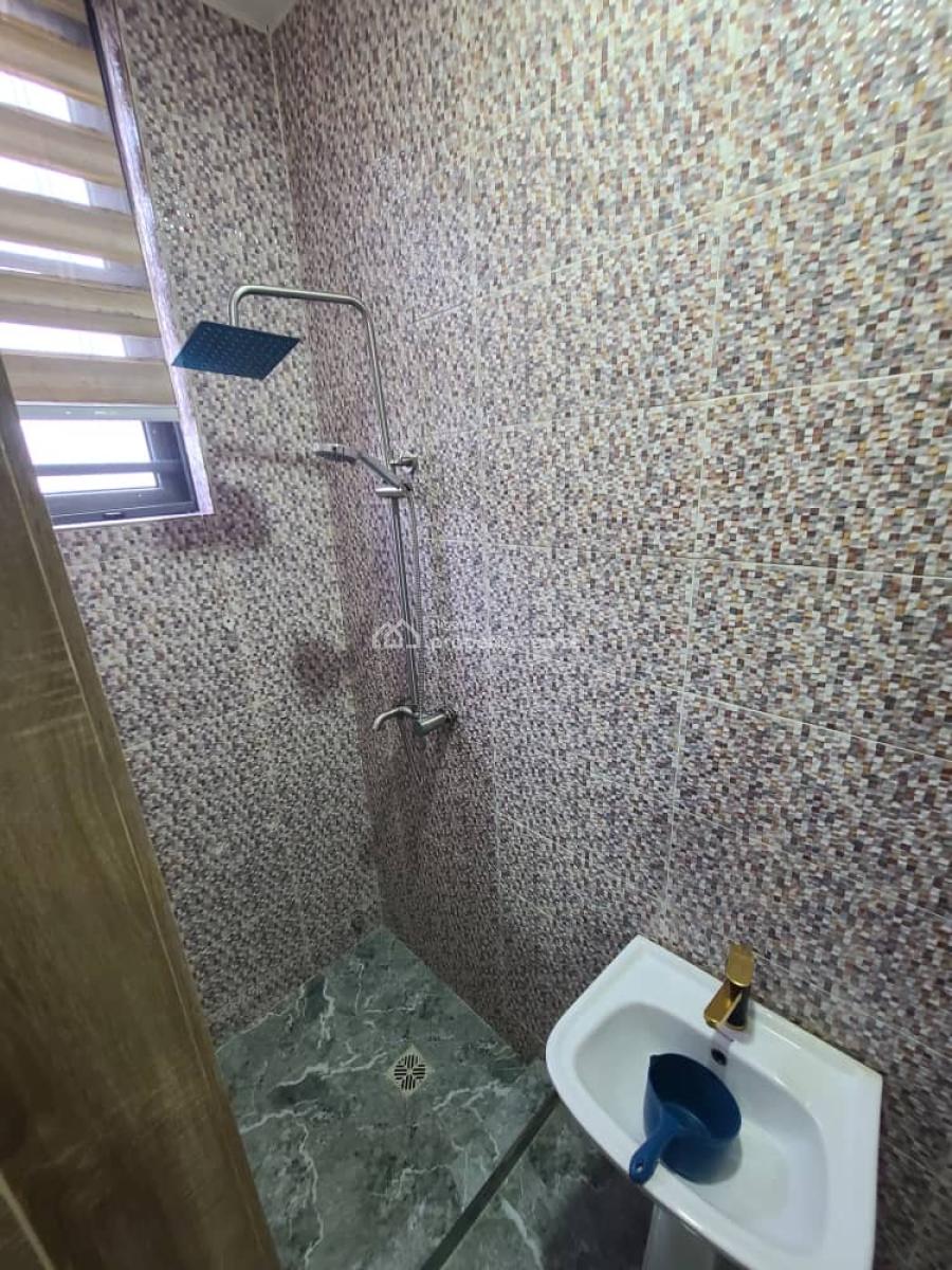 a Spacious 2 Bedroom Apartment, Conservation Road Chevron, Lekki, Lagos, Flat / Apartment for Rent