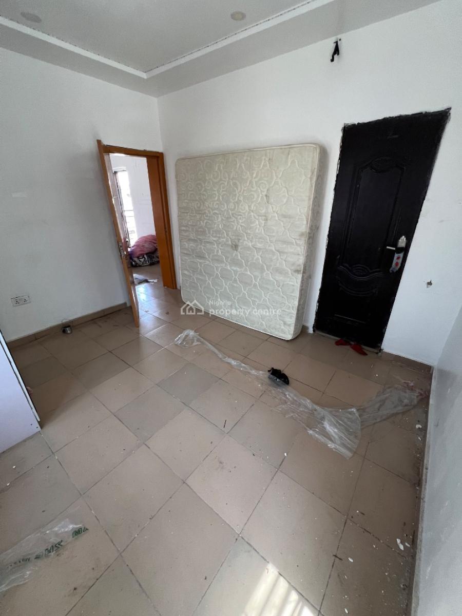 Standard Miniflat Located at an Accessible/ Flood-free Area in Ologolo, Oseni Mayeigun Street, Ologolo, Lekki, Lagos, Mini Flat (room and Parlour) for Rent