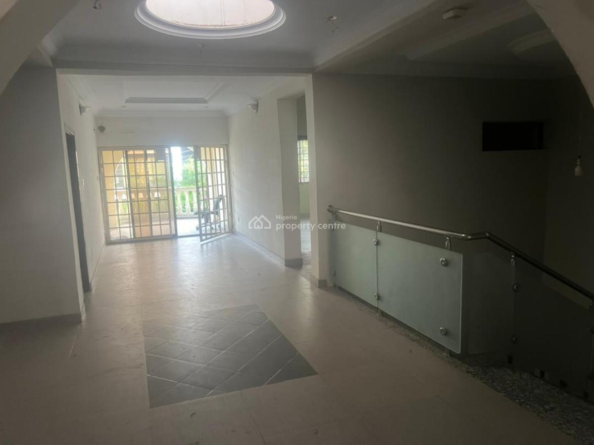 Self Compound 4 Bedroom Semi-detached House with 2 Rooms Bq, Lekki Phase 1, Lekki, Lagos, Semi-detached Duplex for Rent