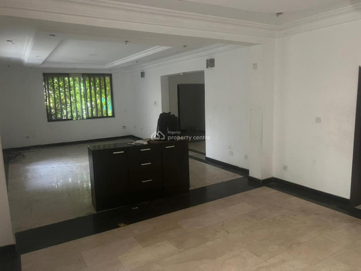 Self Compound 4 Bedroom Semi-detached House with 2 Rooms Bq, Lekki Phase 1, Lekki, Lagos, Semi-detached Duplex for Rent