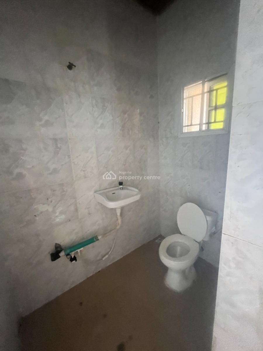 Clean Renovated 2 Bedroom Flat Upstairs and Downstairs, Mobil Road Ilaje, Ajah, Lagos, Flat / Apartment for Rent