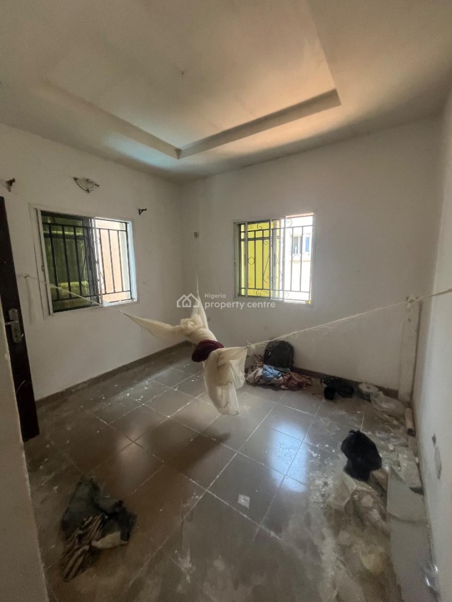 Clean Renovated 2 Bedroom Flat Upstairs and Downstairs, Mobil Road Ilaje, Ajah, Lagos, Flat / Apartment for Rent