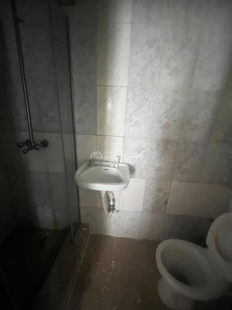 Clean Renovated 2 Bedroom Flat Upstairs and Downstairs, Mobil Road Ilaje, Ajah, Lagos, Flat / Apartment for Rent