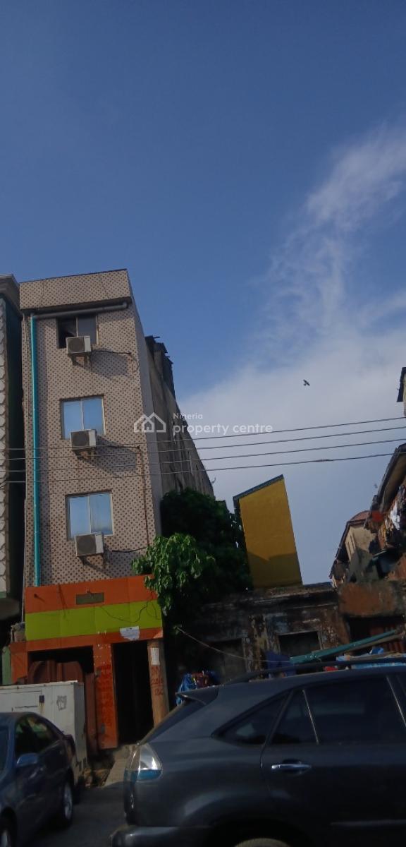 Dilapidated 3 Storey Building, Igbosere, Lagos Island, Lagos, Block of Flats for Sale