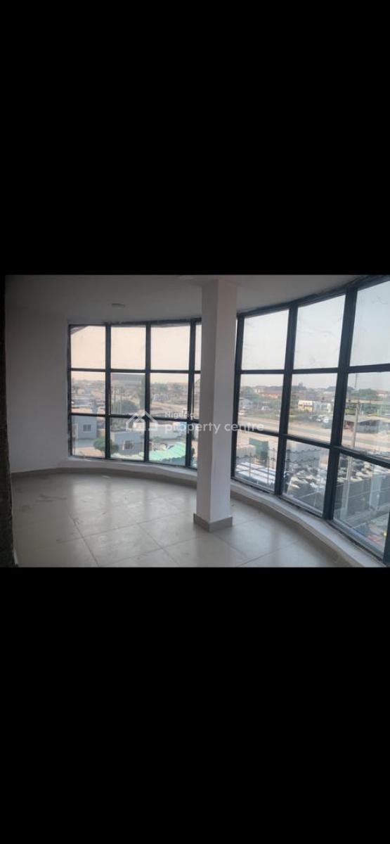 150 Square Metres Spacious Office Space on Last Floor, Kajola Town Expressway, Ibeju Lekki, Lagos, Office Space for Rent