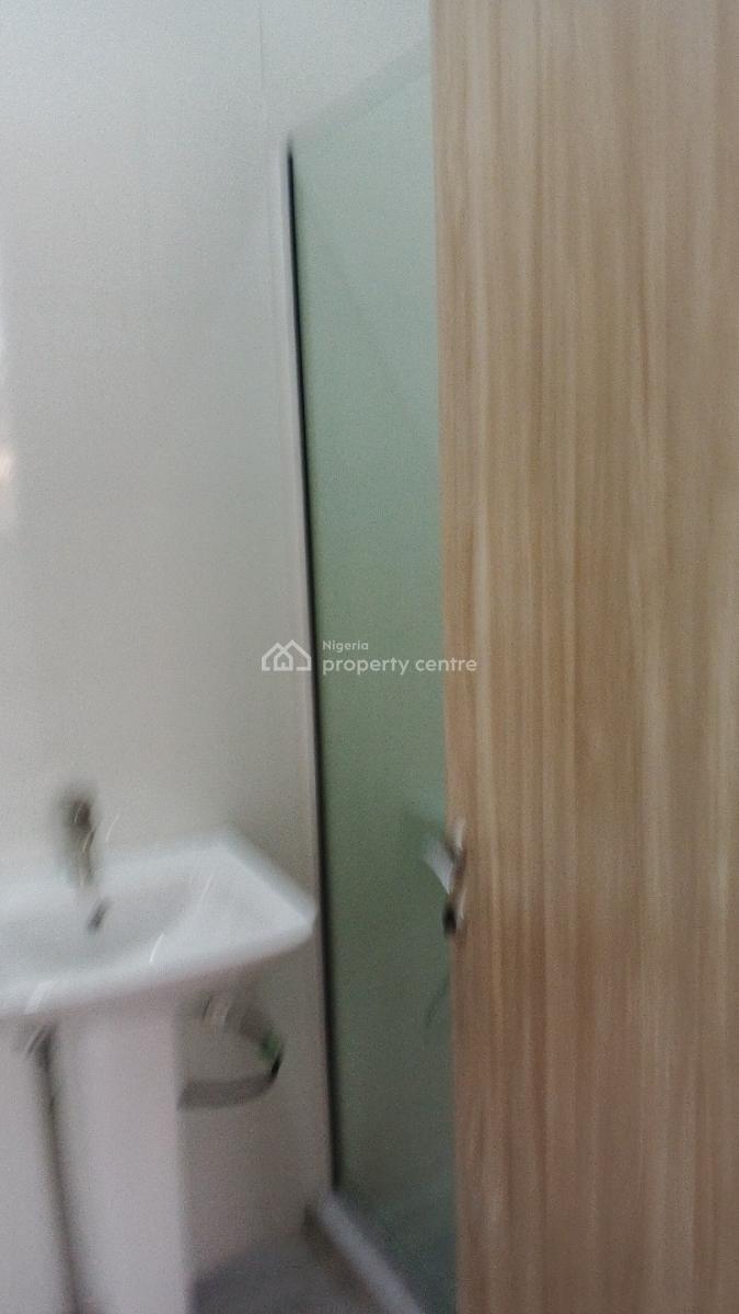 Luxury 2bedroom Flat, Lekki Scheme 2 Estate Abraham Adesanya Ajah, Lekki Phase 2, Lekki, Lagos, Flat / Apartment for Sale