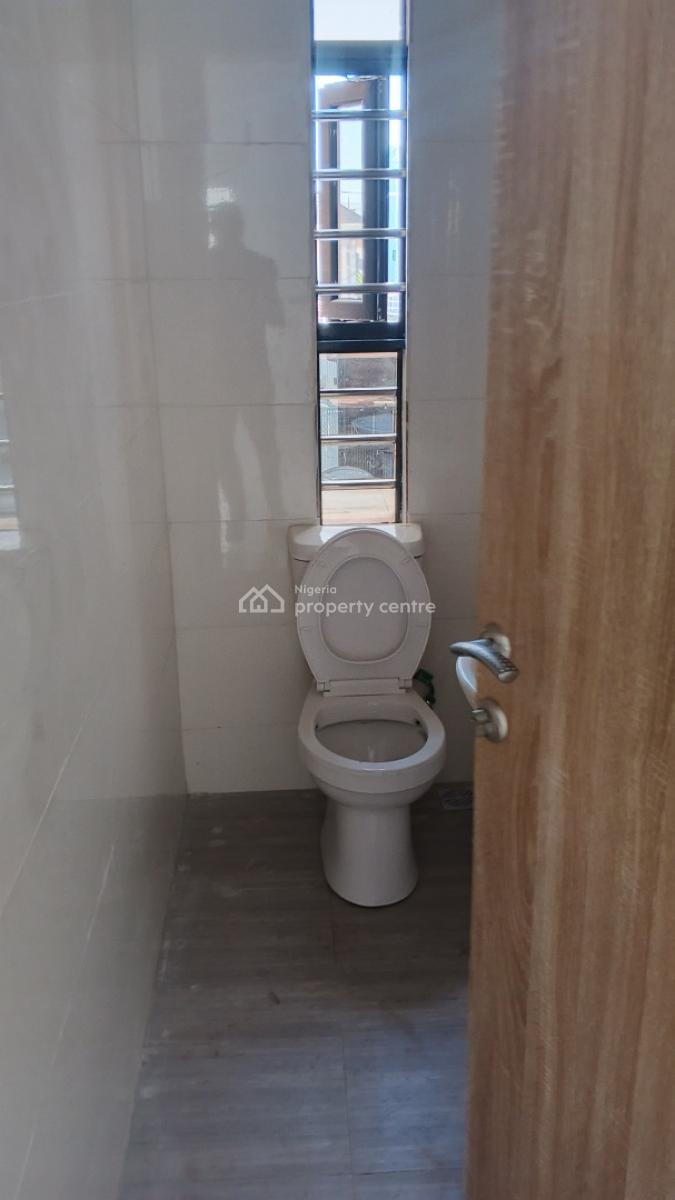 Luxury 2bedroom Flat, Lekki Scheme 2 Estate Abraham Adesanya Ajah, Lekki Phase 2, Lekki, Lagos, Flat / Apartment for Sale