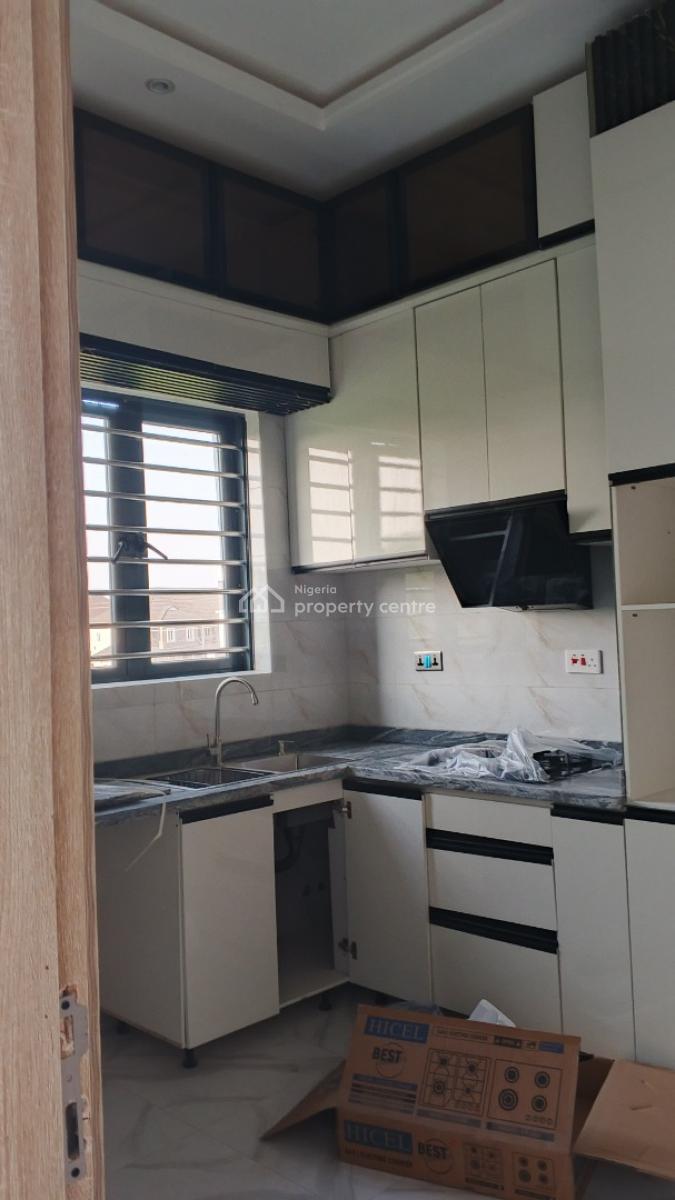 Luxury 2bedroom Flat, Lekki Scheme 2 Estate Abraham Adesanya Ajah, Lekki Phase 2, Lekki, Lagos, Flat / Apartment for Sale