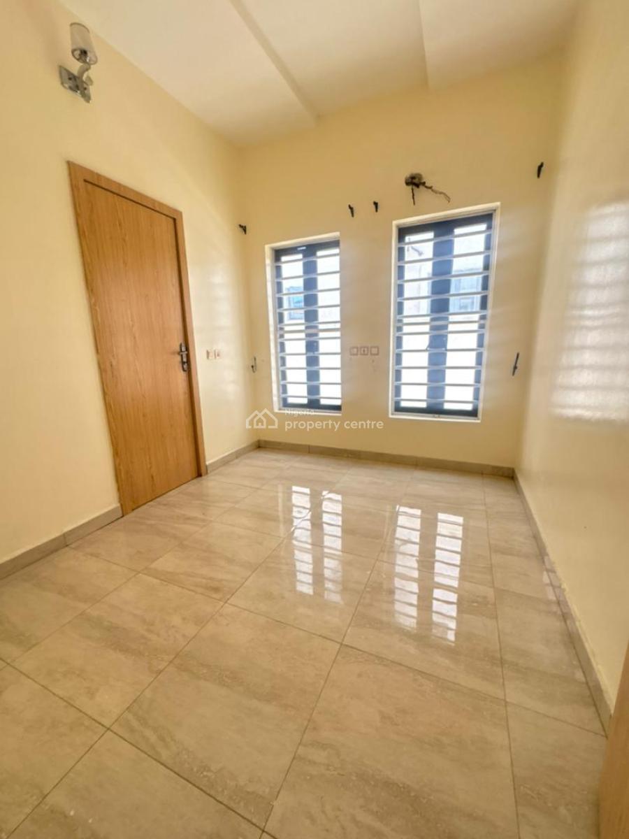 Downstairs Bedroom Inside a Shared Duplex, Ikota Villa Gra., Ikota, Lekki, Lagos, Self Contain (single Rooms) for Rent