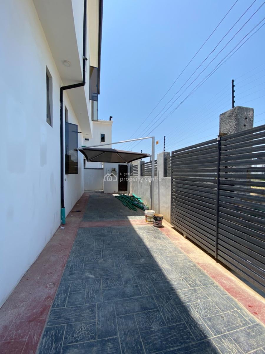 4 Bedroom Fully Detached Duplex, Orchid Road, Lekki, Lagos, Detached Duplex for Sale