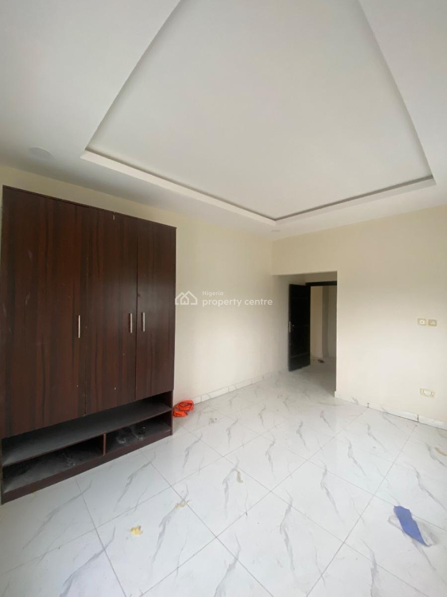 Standard Two Bedroom Apartment Upstairs, Greener Estate Ogombo, Ajah, Lagos, Flat / Apartment for Rent