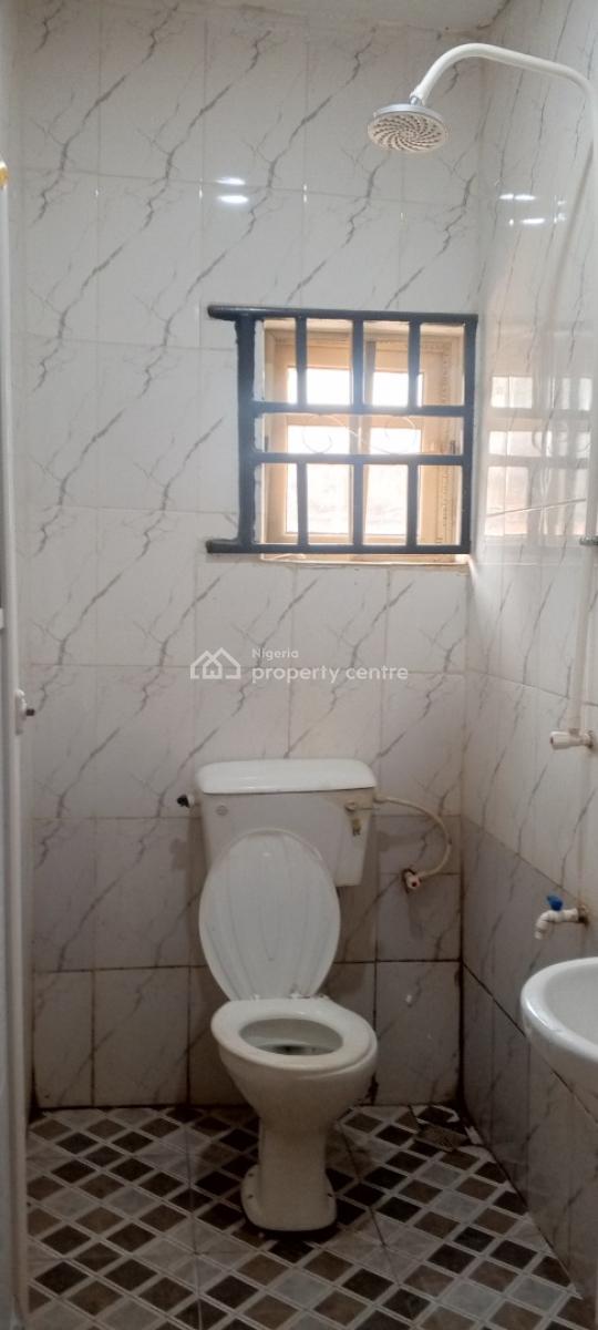 Lovely Pop 2 Bedroom Flat Ensuit, Short Drive From Magboro Bus Stop, Asese Ibafo, Asese, Ibafo, Ogun, Flat / Apartment for Rent