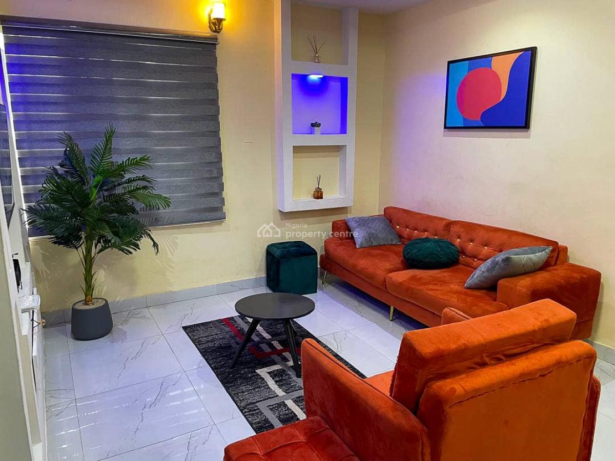 2 Bedroom Apartment, Gra, Ogudu, Lagos, Flat / Apartment Short Let