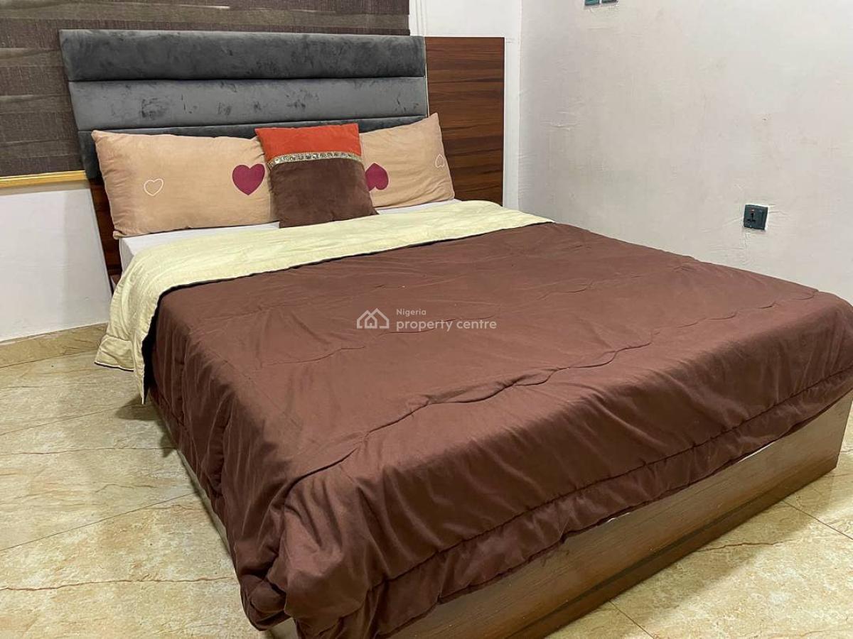 2 Bedroom Apartment, Gra, Ogudu, Lagos, Flat / Apartment Short Let