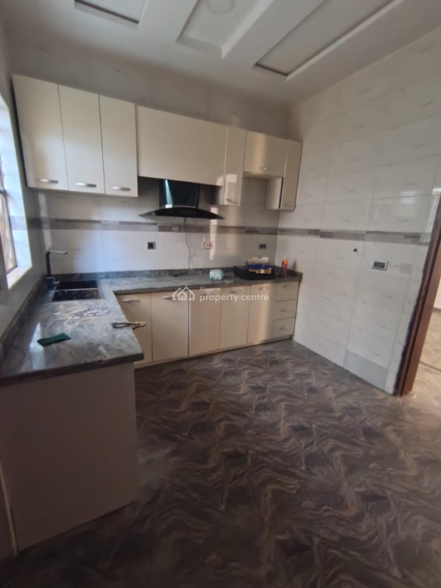 Excellent Spacious 2 Bedroom Apartment, Chevron Alternate, Lekki, Lagos, Flat / Apartment for Rent