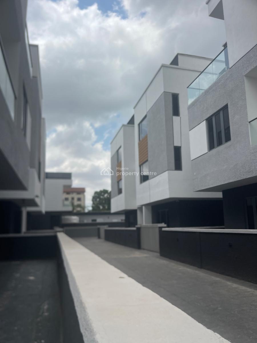 4 Bedroom House with a Study & Bq, Adeniyi Jones Ikeja, Ikeja, Lagos, Detached Duplex for Sale