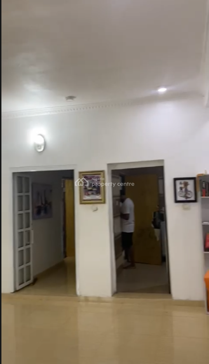 Renovated 2bedroom Flat, Diamond Estate , Sangotedo, Sangotedo, Ajah, Lagos, Flat / Apartment for Rent