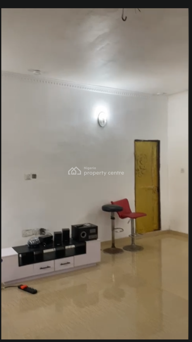 Renovated 2bedroom Flat, Diamond Estate , Sangotedo, Sangotedo, Ajah, Lagos, Flat / Apartment for Rent