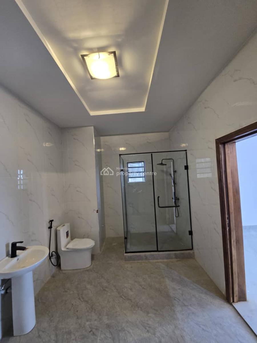 5 Bedroom Detached House, Gra Phase 2, Magodo, Lagos, Detached Duplex for Sale