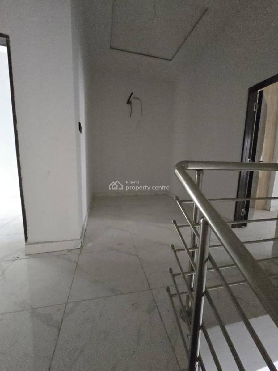 Spacious 3 Bedroom Terrace Duplex, Abraham Adesanya General Paint Ajah Lekki, Lekki Phase 2, Lekki, Lagos, Detached Duplex for Sale