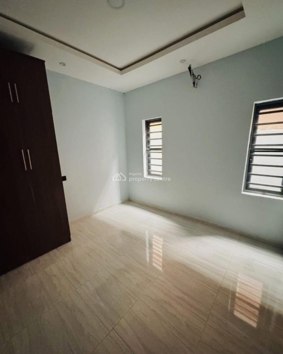 Newly Renovated 3bedroom Semi Detached Duplex, Gra Phase 1, Magodo, Lagos, Semi-detached Duplex for Sale