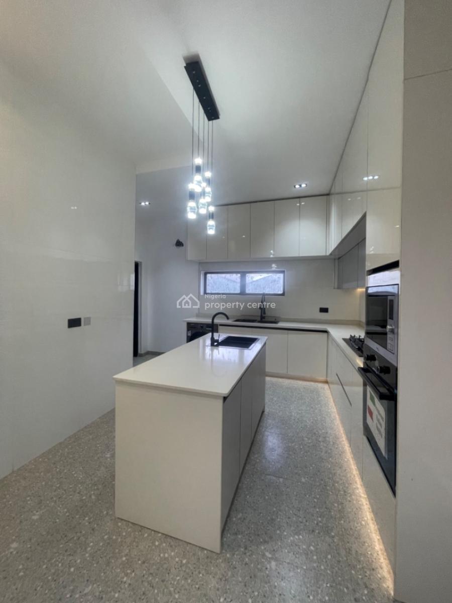 3 Bedroom Apartment with a Bq, Adeniyi Jones Ikeja, Ikeja, Lagos, Block of Flats for Sale