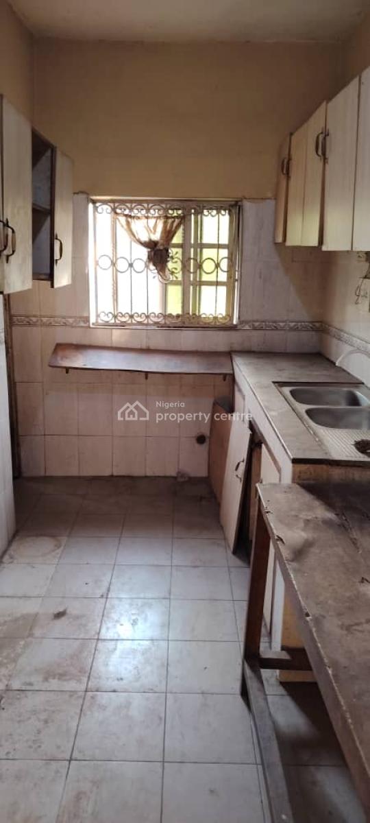 3 Bedroom Block of Flat on The First Floor, Zone 6, Wuse, Abuja, Zone 6, Wuse, Abuja, Flat / Apartment for Rent