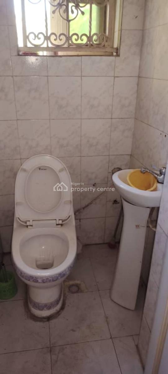 3 Bedroom Block of Flat on The First Floor, Zone 6, Wuse, Abuja, Zone 6, Wuse, Abuja, Flat / Apartment for Rent