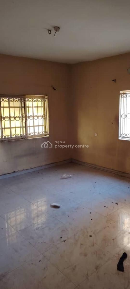 3 Bedroom Block of Flat on The First Floor, Zone 6, Wuse, Abuja, Zone 6, Wuse, Abuja, Flat / Apartment for Rent