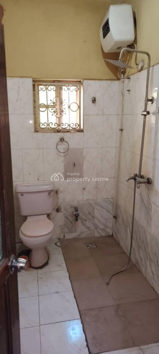 3 Bedroom Block of Flat on The First Floor, Zone 6, Wuse, Abuja, Zone 6, Wuse, Abuja, Flat / Apartment for Rent