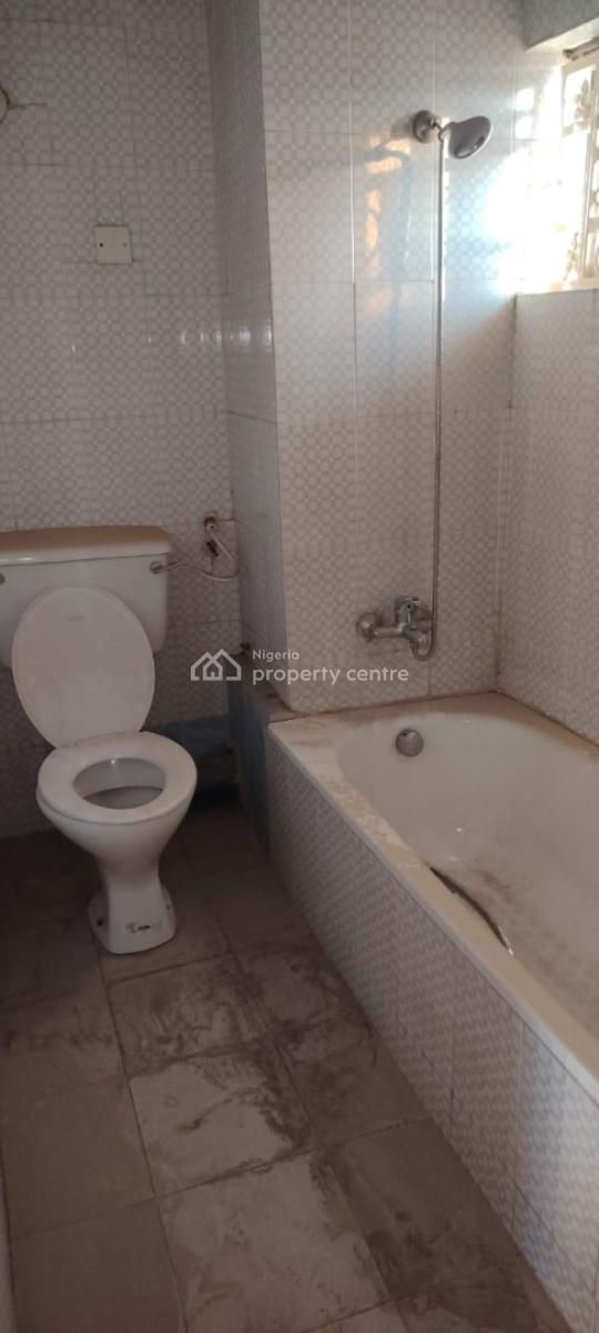 3 Bedroom Block of Flat with Boys Quarters on The Second Floor, Wuse 2, Abuja, Wuse 2, Abuja, Flat / Apartment for Rent