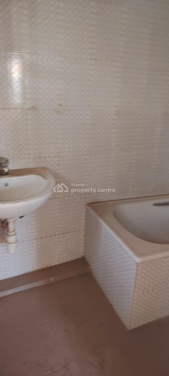 3 Bedroom Block of Flat with Boys Quarters on The Second Floor, Wuse 2, Abuja, Wuse 2, Abuja, Flat / Apartment for Rent