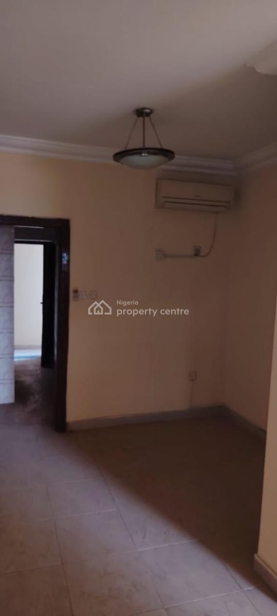3 Bedroom Block of Flat with Boys Quarters on The Second Floor, Wuse 2, Abuja, Wuse 2, Abuja, Flat / Apartment for Rent