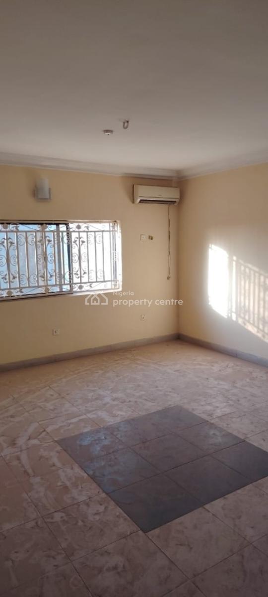 3 Bedroom Block of Flat with Boys Quarters on The Second Floor, Wuse 2, Abuja, Wuse 2, Abuja, Flat / Apartment for Rent