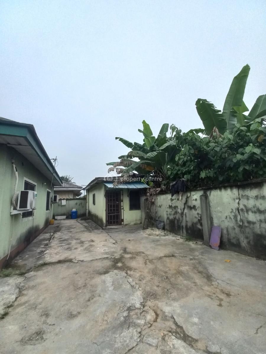 5 Units of 1 Bedroom Flats & 1 Unit of 2 Bedroom Flats, Off East-west Road, Rumuodara, Port Harcourt, Rivers, Block of Flats for Sale