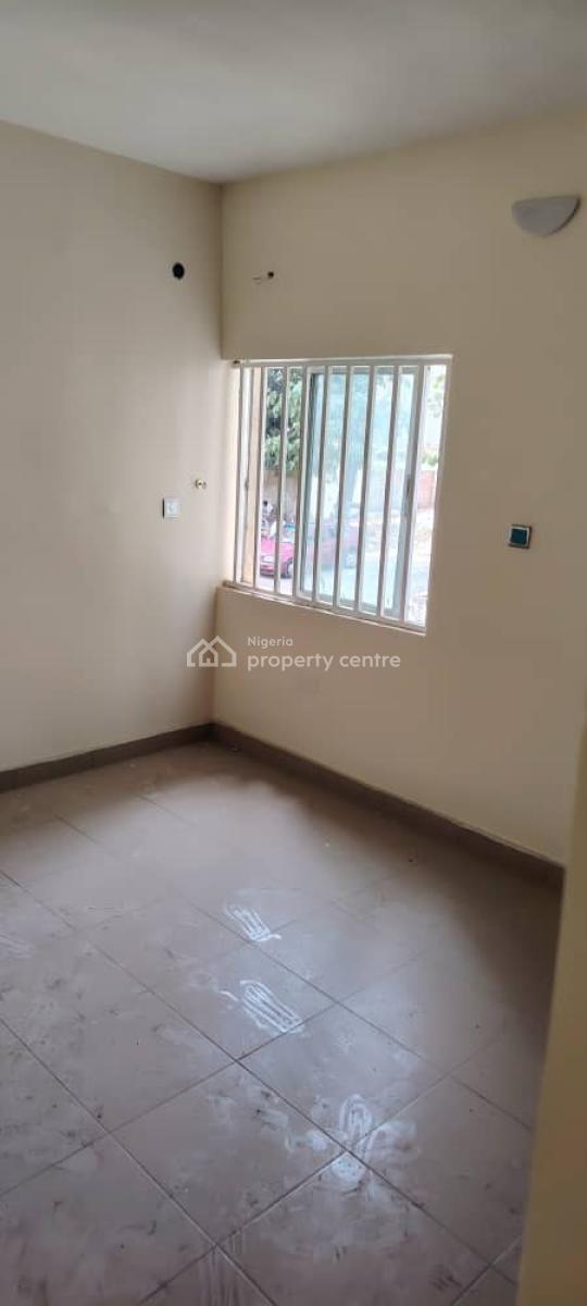 3 Bedroom Block of Flat on The First Floor, Wuse 2, Abuja, Wuse 2, Abuja, Flat / Apartment for Rent