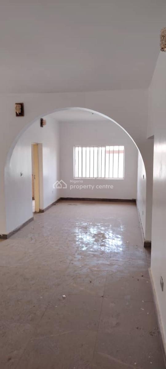 3 Bedroom Block of Flat on The First Floor, Wuse 2, Abuja, Wuse 2, Abuja, Flat / Apartment for Rent