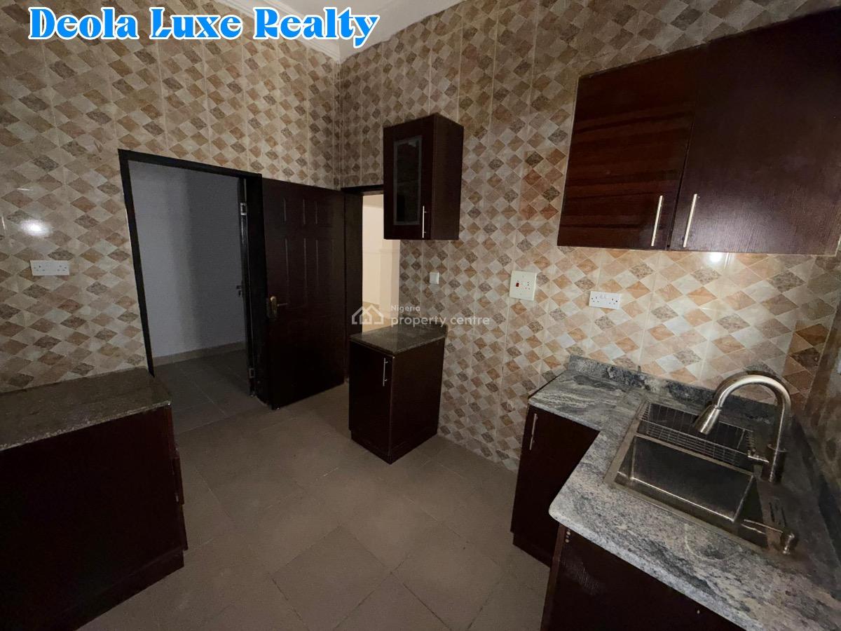a Nice and Spacious 3 Bedroom Apartment, Off Freedom Way, Lekki Phase 1, Lekki, Lagos, Flat / Apartment for Rent