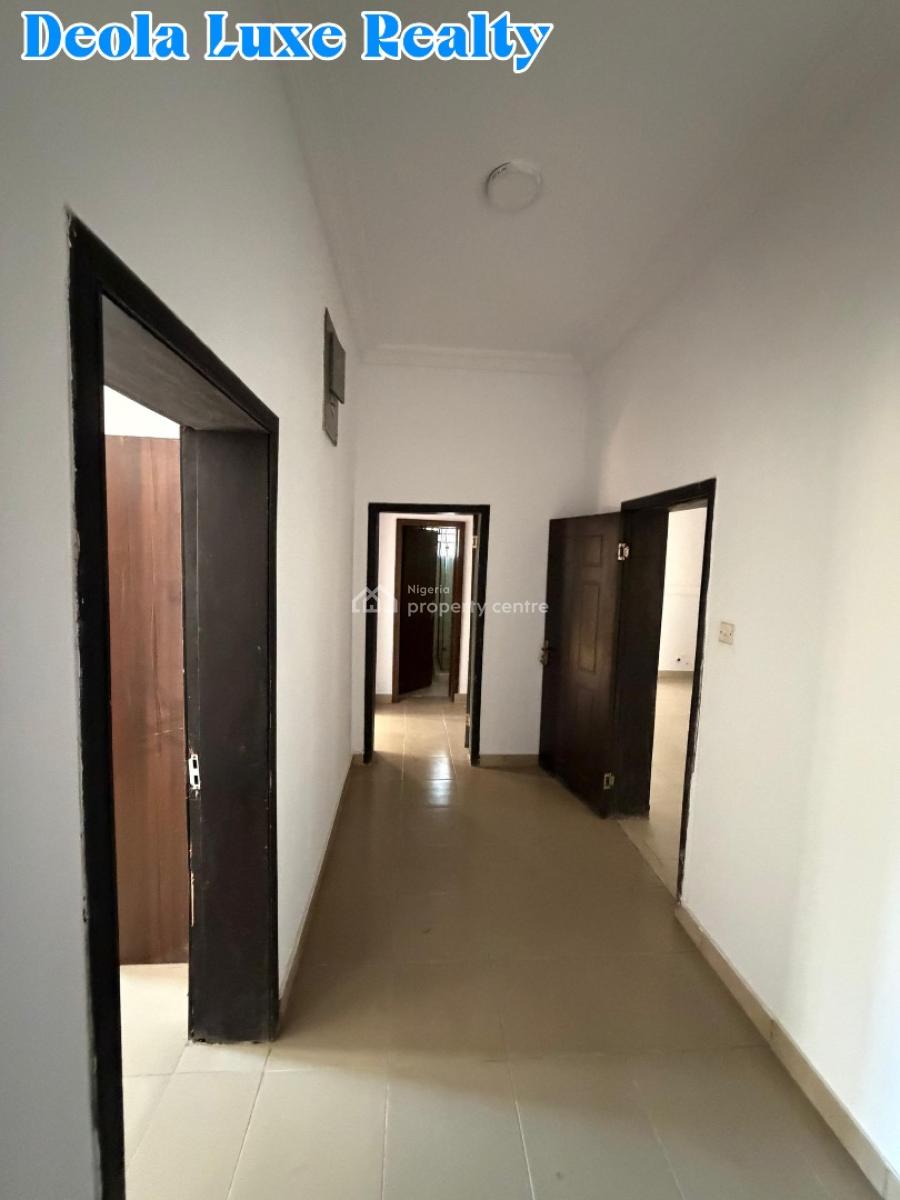 a Nice and Spacious 3 Bedroom Apartment, Off Freedom Way, Lekki Phase 1, Lekki, Lagos, Flat / Apartment for Rent