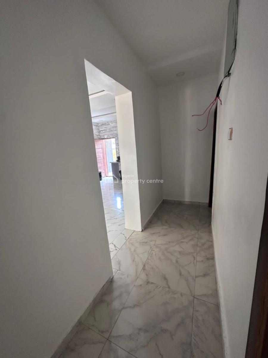 a 2 Bedroom Flat with All Rooms Ensuite on The Ground Floor, Ologolo, Lekki, Lagos, Flat / Apartment for Rent