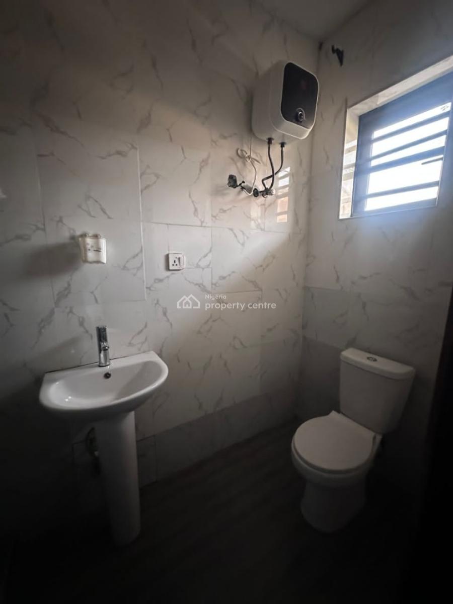 a 2 Bedroom Flat with All Rooms Ensuite on The Ground Floor, Ologolo, Lekki, Lagos, Flat / Apartment for Rent