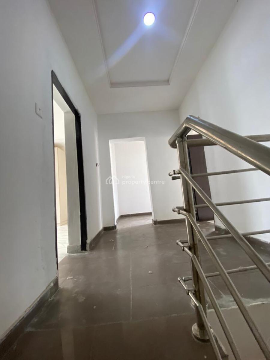 Spacious 4-bedroom Terrace Duplex, Osapa, Lekki, Lagos, Terraced Duplex for Rent