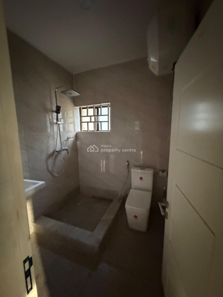 Massive 4 Bedroom Apartment, Asokoro District, Abuja, Flat / Apartment for Rent