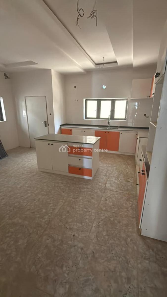 5 Bedroom Detached Duplex with a Room Bq, in a Serene Estate, Guzape District, Abuja, Detached Duplex for Sale